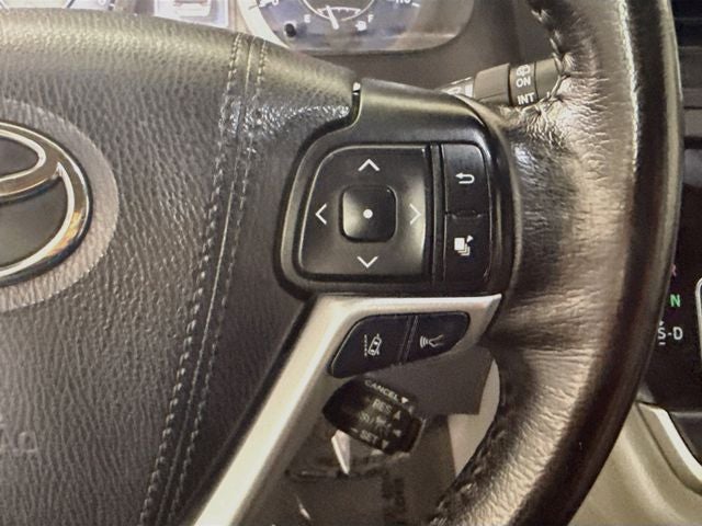 2020 Toyota Sienna XLE 8 Passenger