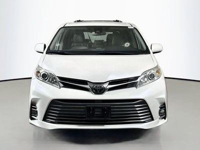 2020 Toyota Sienna XLE 8 Passenger