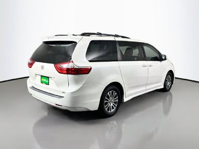2020 Toyota Sienna XLE 8 Passenger