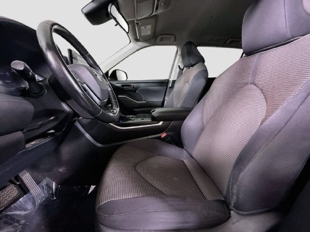 2020 Toyota Highlander LE