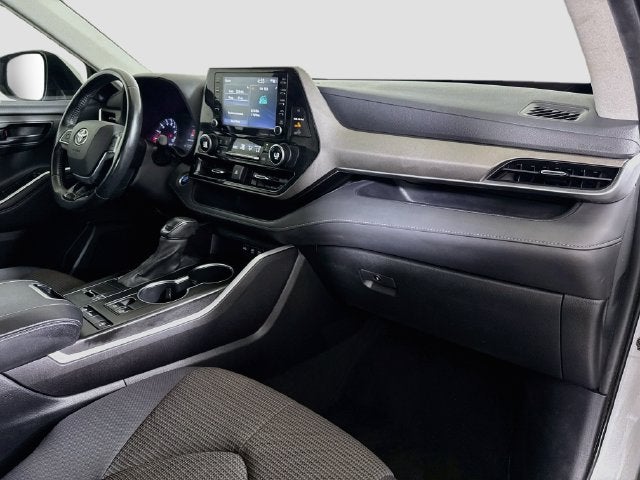 2020 Toyota Highlander LE