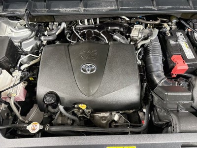 2020 Toyota Highlander LE