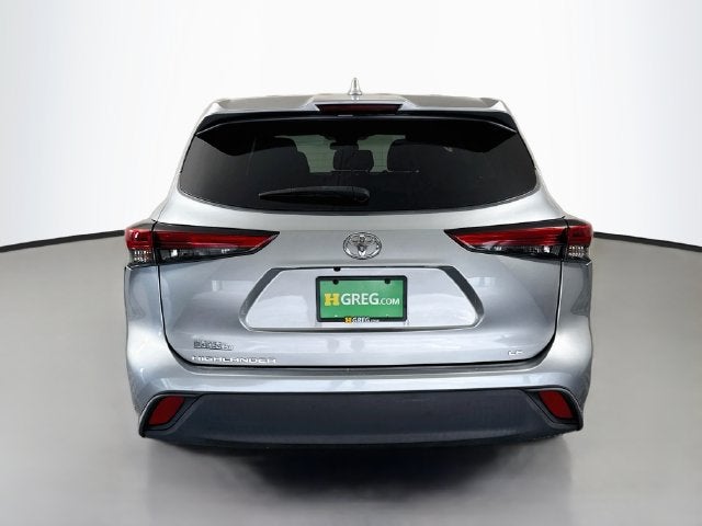 2020 Toyota Highlander LE
