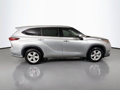 2020 Toyota Highlander LE