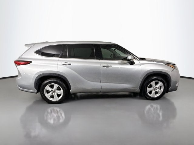 2020 Toyota Highlander LE