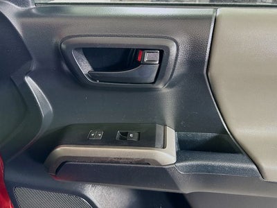 2017 Toyota Tacoma SR5 V6