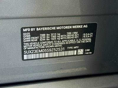 2025 BMW X7 xDrive40i