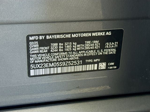 2025 BMW X7 xDrive40i