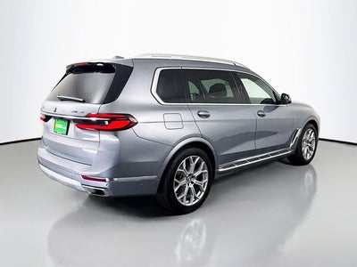 2025 BMW X7 xDrive40i
