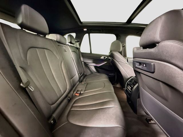 2022 BMW X5 xDrive45e