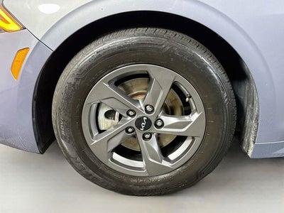 2023 Kia K5 LXS