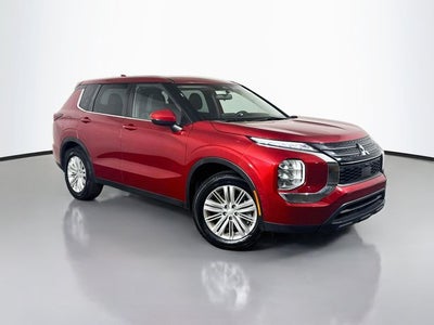 2022 Mitsubishi Outlander ES