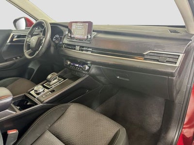 2022 Mitsubishi Outlander ES