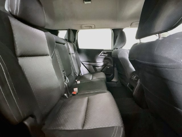 2025 Mitsubishi Outlander ES