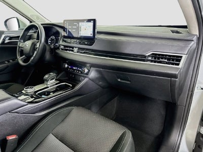 2025 Mitsubishi Outlander ES