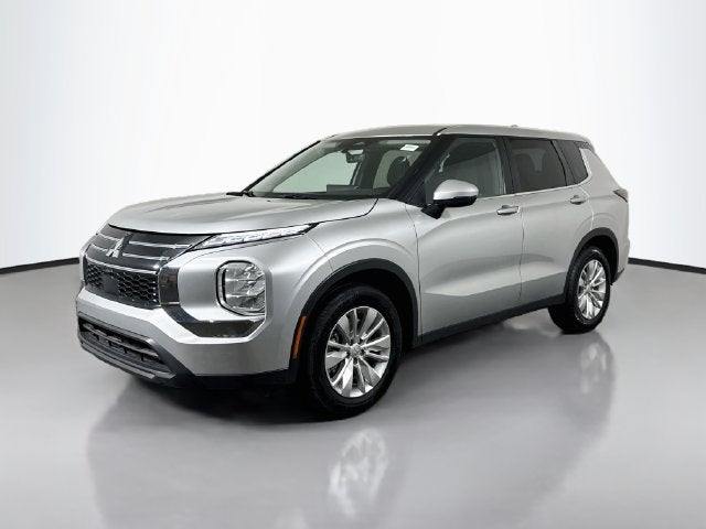 2025 Mitsubishi Outlander ES