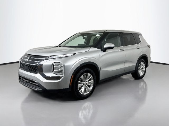 2025 Mitsubishi Outlander ES