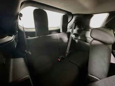 2025 Mitsubishi Outlander ES