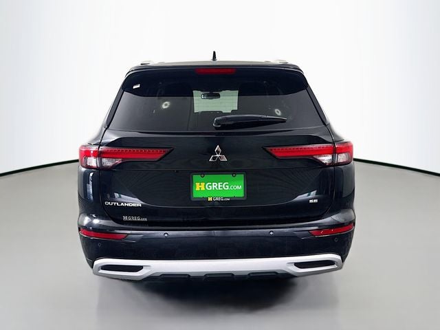 2022 Mitsubishi Outlander SE