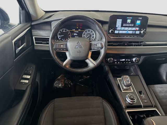 2022 Mitsubishi Outlander Black Edition