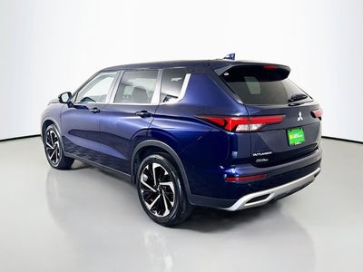 2022 Mitsubishi Outlander Black Edition