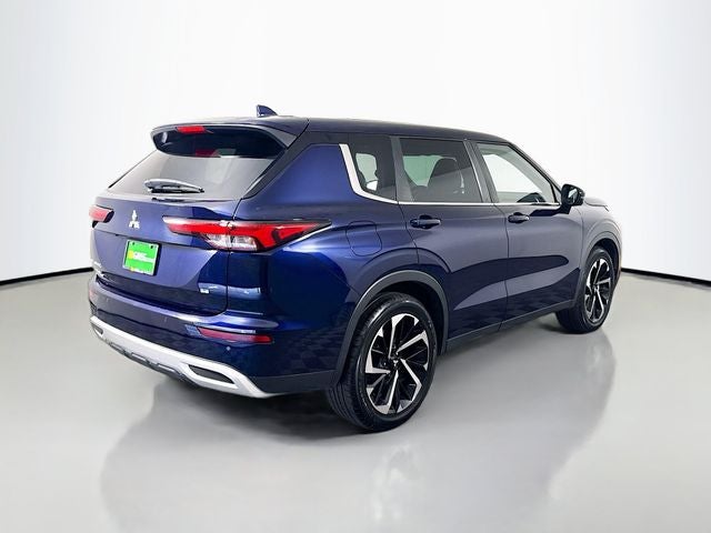 2022 Mitsubishi Outlander Black Edition