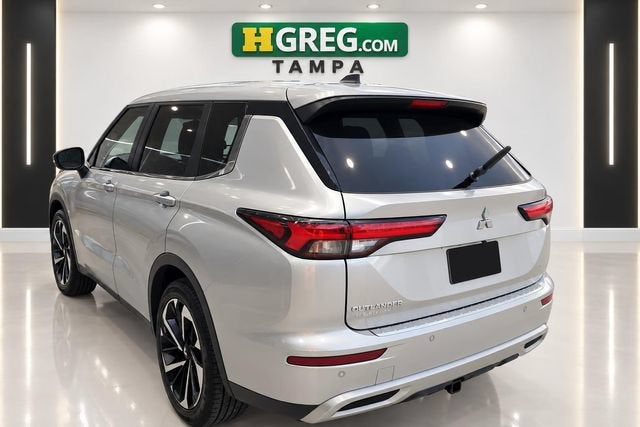 2024 Mitsubishi Outlander SE Black Edition