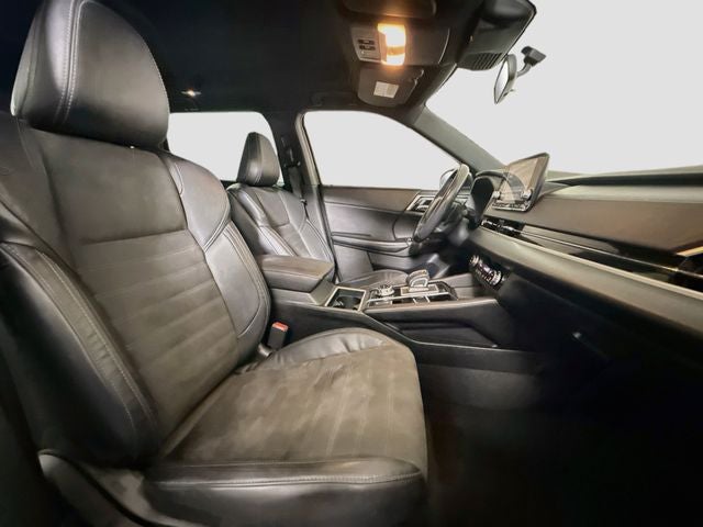 2022 Mitsubishi Outlander Black Edition