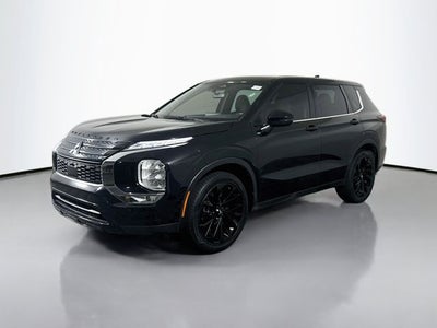 2022 Mitsubishi Outlander Black Edition