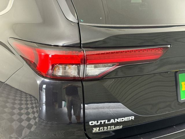 2022 Mitsubishi Outlander Black Edition