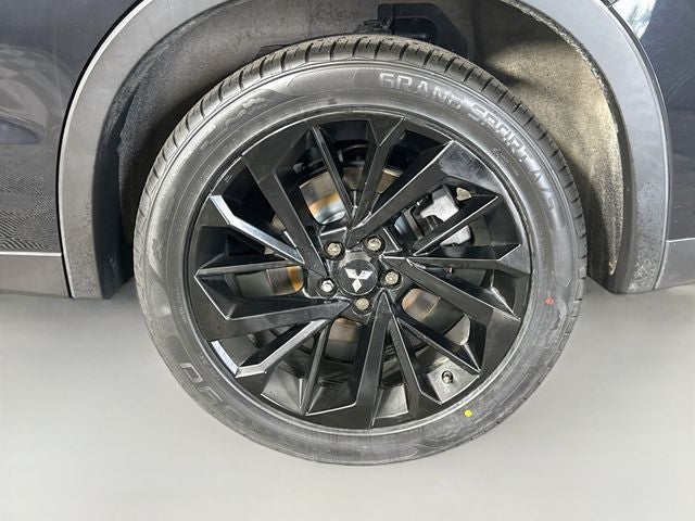 2022 Mitsubishi Outlander Black Edition