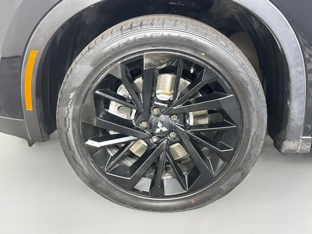 2022 Mitsubishi Outlander Black Edition