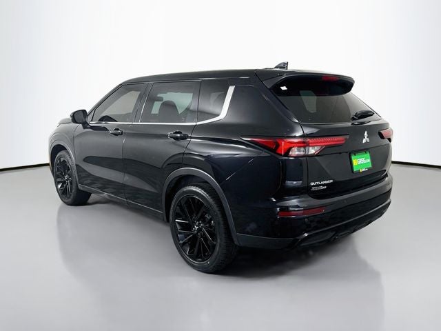 2022 Mitsubishi Outlander Black Edition