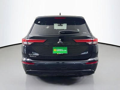 2022 Mitsubishi Outlander Black Edition