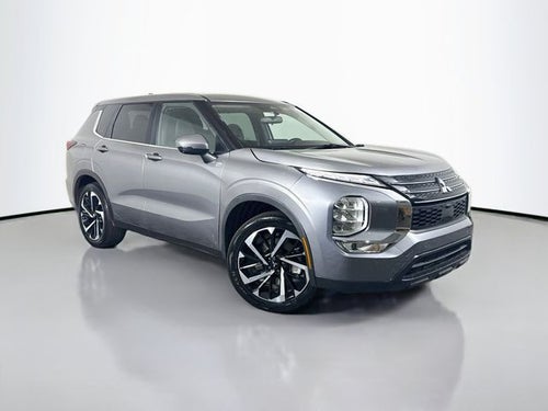 2022 Mitsubishi Outlander SE