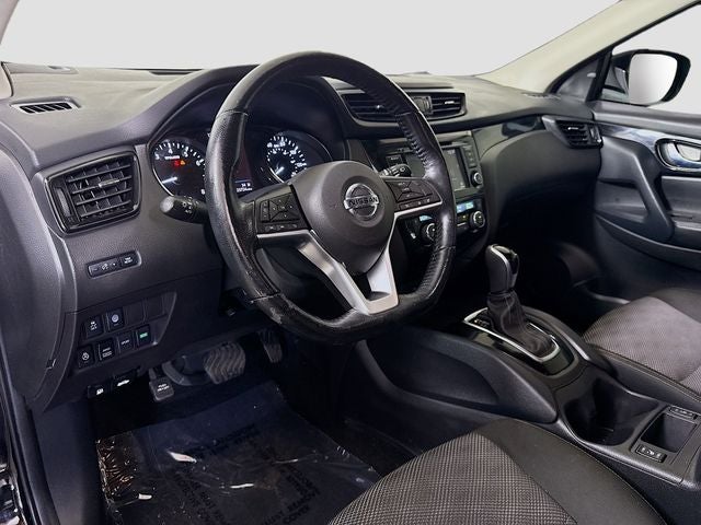 2021 Nissan Rogue Sport SV