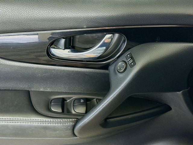 2021 Nissan Rogue Sport SV