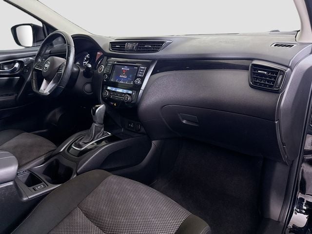 2021 Nissan Rogue Sport SV