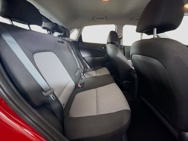2022 Hyundai Kona SE