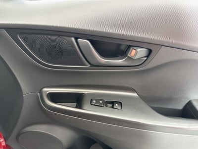 2022 Hyundai Kona SE