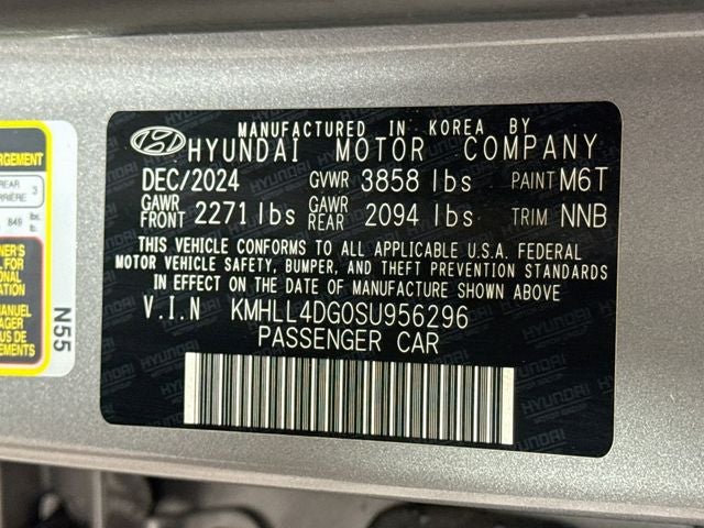 2025 Hyundai Elantra SE