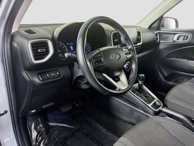 2022 Hyundai Venue SEL