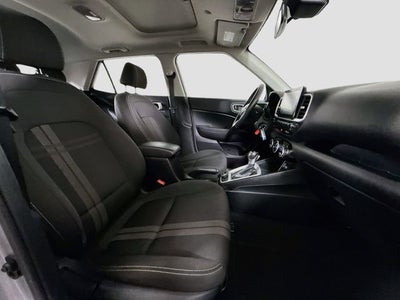 2022 Hyundai Venue SEL