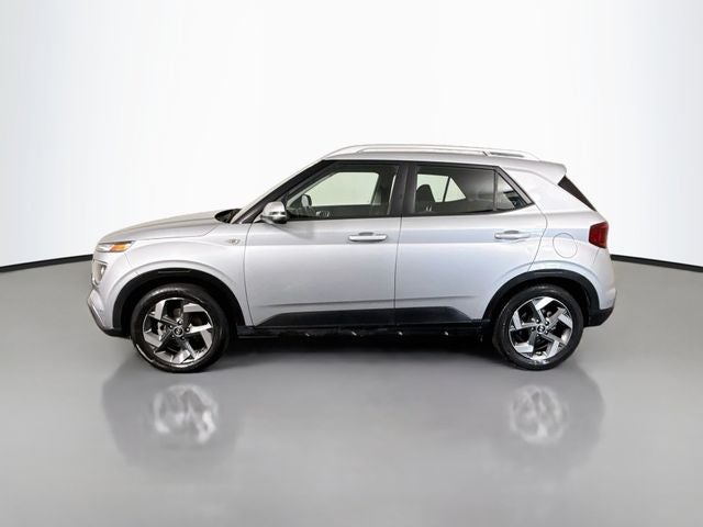 2022 Hyundai Venue SEL