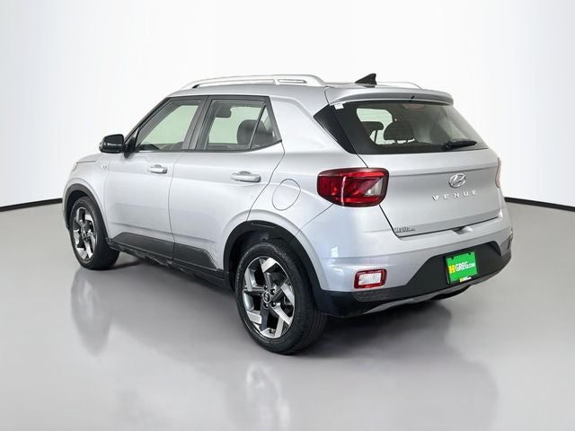 2022 Hyundai Venue SEL