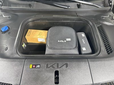 2024 Kia EV9 Land