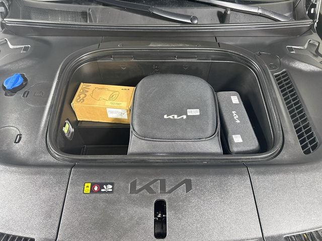 2024 Kia EV9 Land