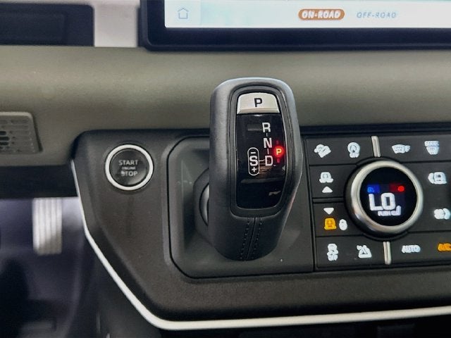 2020 Land Rover Defender 110 SE