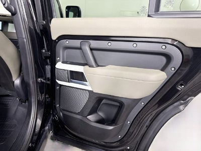 2020 Land Rover Defender 110 SE