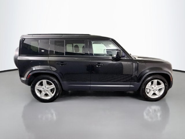 2020 Land Rover Defender 110 SE